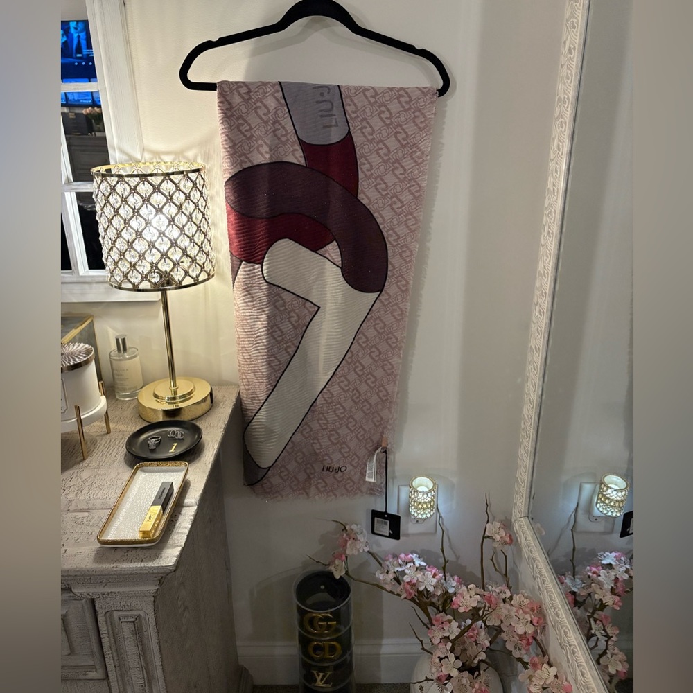 LIU.JO MILANO vintage rose Scarf!Straight from Italy-bought last trip there